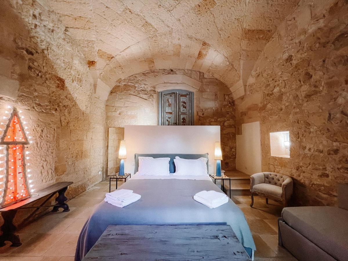Lu Leccio Aparthotel Lecce Ngoại thất bức ảnh
