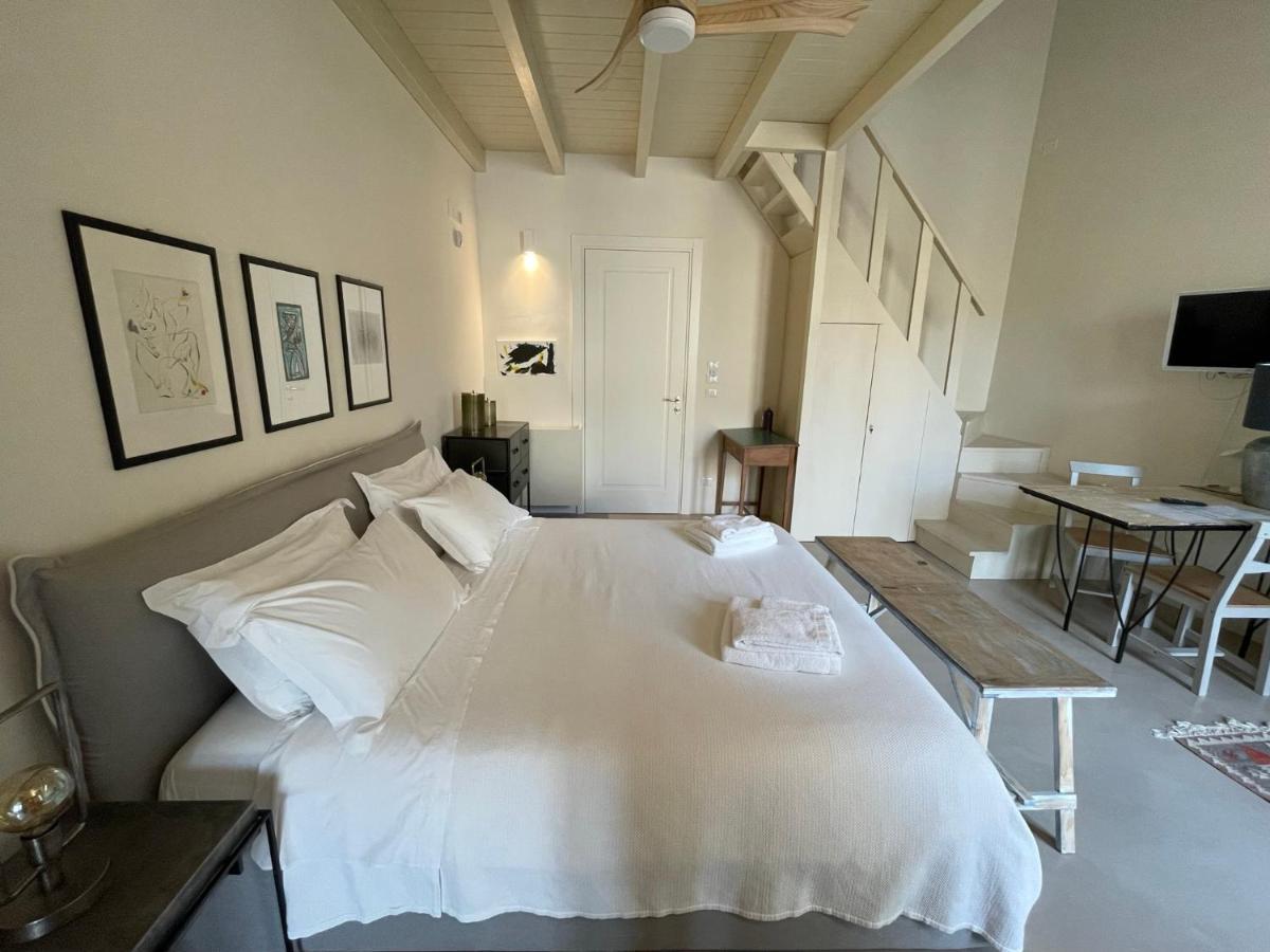 Lu Leccio Aparthotel Lecce Ngoại thất bức ảnh