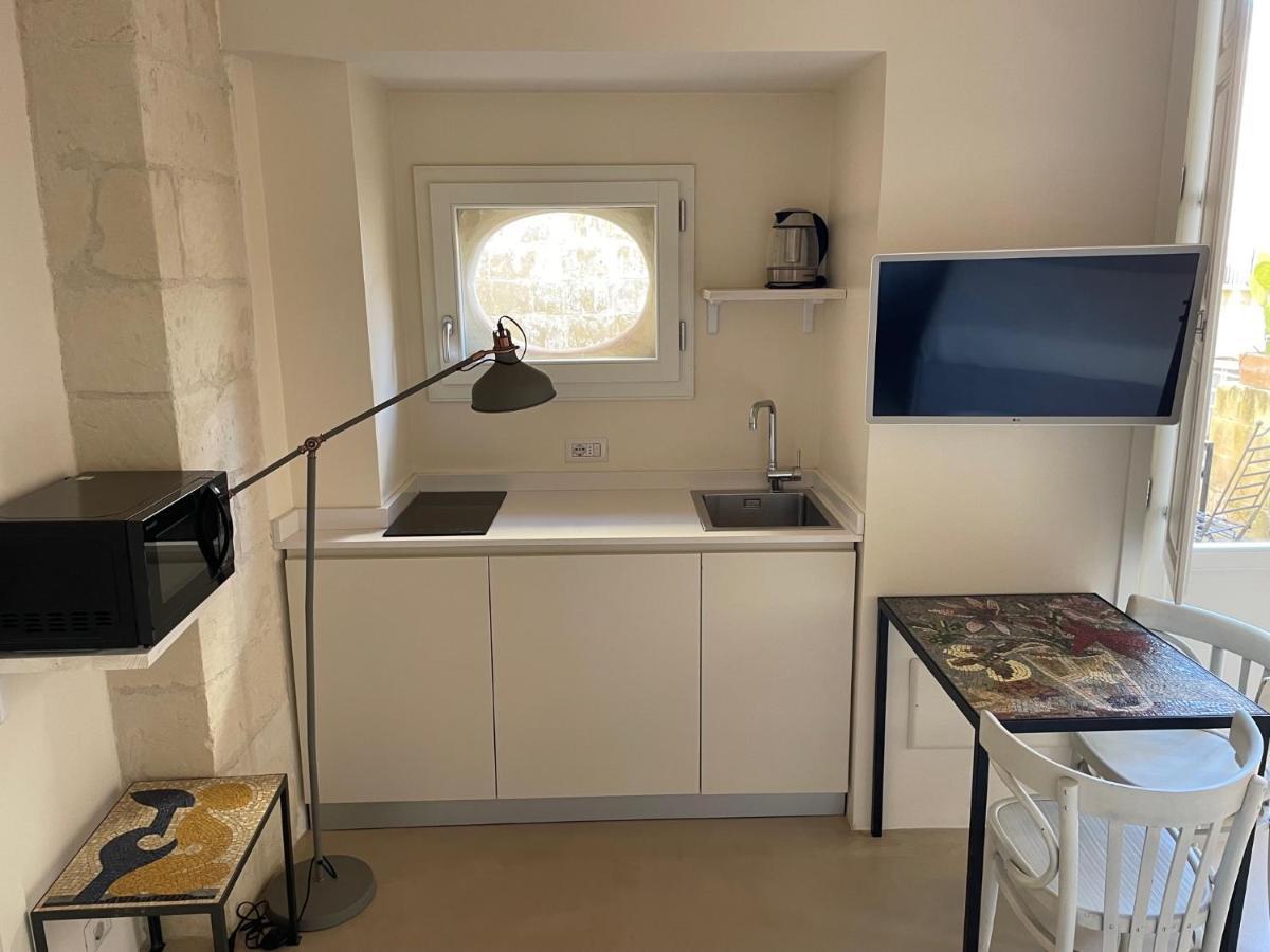 Lu Leccio Aparthotel Lecce Ngoại thất bức ảnh