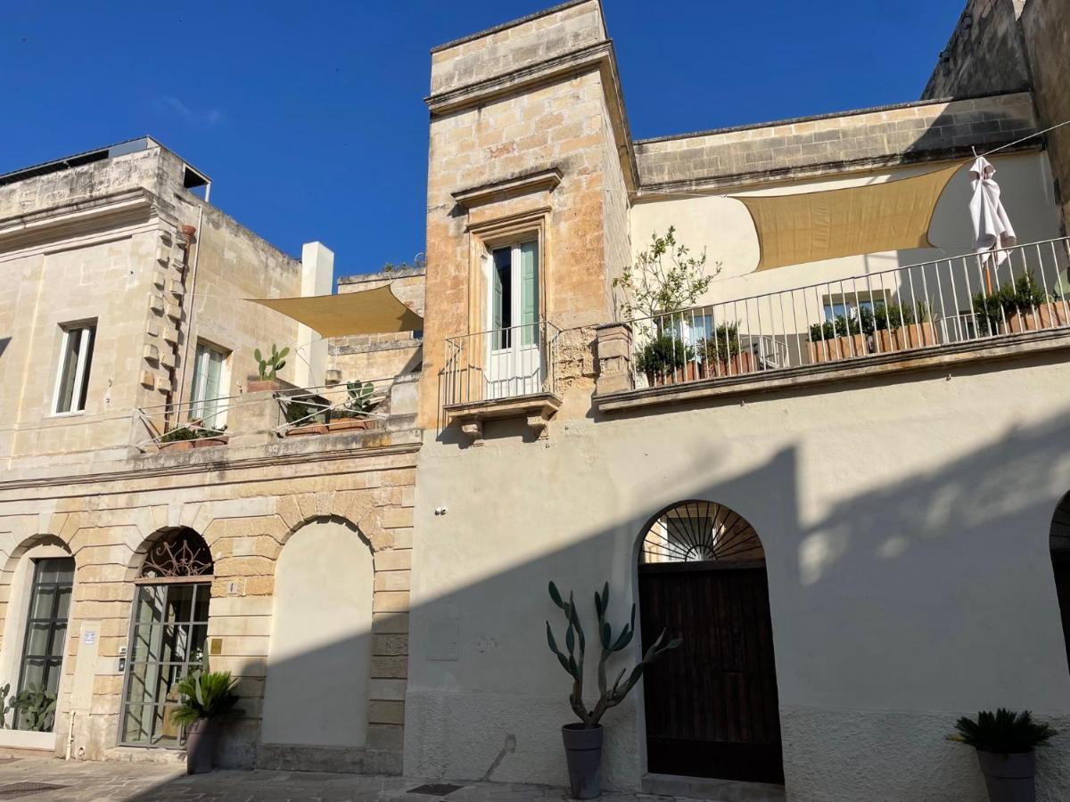 Lu Leccio Aparthotel Lecce Ngoại thất bức ảnh