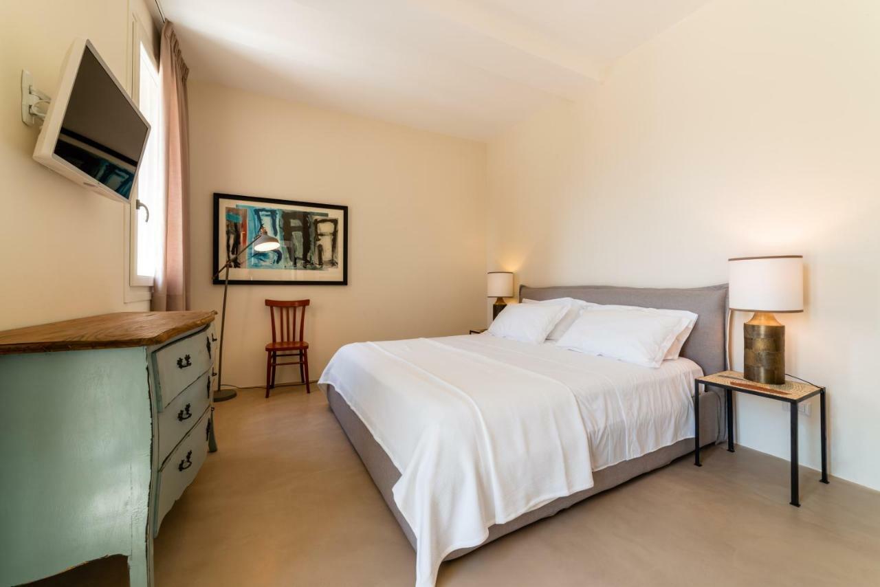 Lu Leccio Aparthotel Lecce Ngoại thất bức ảnh