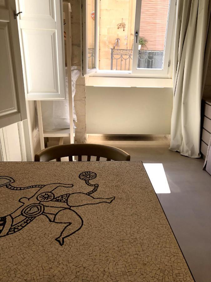 Lu Leccio Aparthotel Lecce Ngoại thất bức ảnh